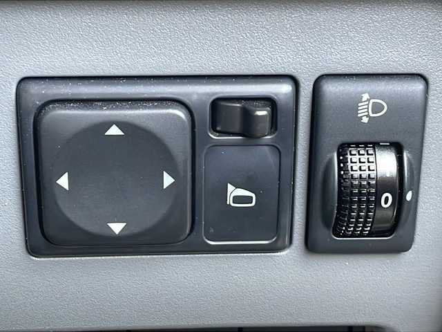 日産 ＮＶ２００バネット 16X－2R 三重県 2020(令2)年 2万km ホワイトパール 純正7型ナビ(AM/FM/CD/TV/BT)/フルセグTV/バックカメラ/ETC/スペアキー/衝突軽減ブレーキ/レーンキープアシスト/横滑り防止/オートライト/前方ドライブレコーダー/ワンオーナー/禁煙車