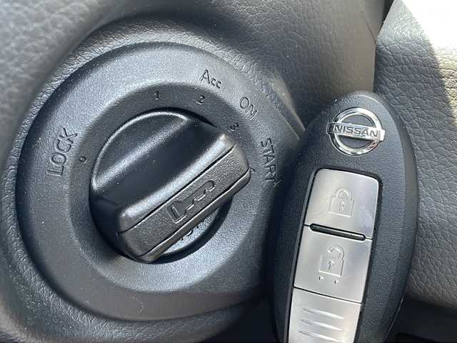 日産 ＮＶ２００バネット 16X－2R 三重県 2020(令2)年 2万km ホワイトパール 純正7型ナビ(AM/FM/CD/TV/BT)/フルセグTV/バックカメラ/ETC/スペアキー/衝突軽減ブレーキ/レーンキープアシスト/横滑り防止/オートライト/前方ドライブレコーダー/ワンオーナー/禁煙車
