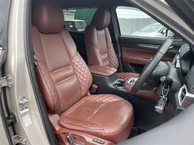 マツダ ＣＸ－８ XD エクスクルーシブモード 千葉県 2021(令3)年 5万km プラチナクォーツメタリック レザーシート/360°カメラ/BOSEプレミアムサウンド/純正マツダコネクトナビ/・Bluetooth/フルセグTV/純正ALPINEフリップダウンモニター【KGA4 V6 450】/前席パワーシート/1列目2列目シートヒーター/1列目2列目シートベンチレーション/パワーバックドア/レーンキープアシスト/アダプティブクルーズコントロール/ブラインドスポットモニター/スマートキー/前後コーナーセンサー/ヘッドアップディスプレイ/パドルシフト/純正19インチアルミホイール/置くだけ充電/純正アダプティブLEDヘッドライト/フォグランプ/本革巻ステアリング/純正前後ドライブレコーダー/ETC/サイド＆カーテンエアバッグ