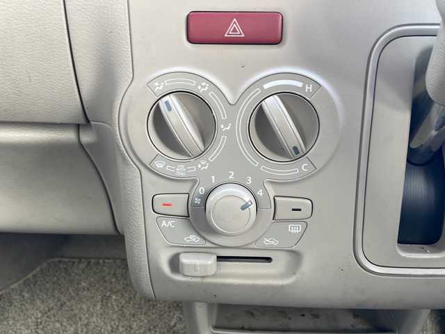 スズキ ラパン S 鹿児島県 2017(平29)年 6.4万km コフレピンクパールメタリック/ホワイト2トーンルーフ 横滑り防止装置/純正ナビ/　　CD/DVD/BT/フルセグ/アラウンドビューモニター、バックカメラ、サイドカメラ/オートライト/シートヒーター/アイドリングストップ/スマートキー