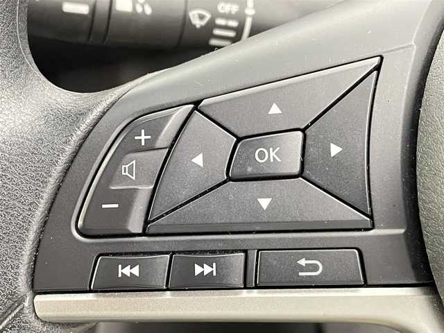 日産 セレナ X 千葉県 2022(令4)年 2.6万km ダイヤモンドブラック 全方位運転支援システム/・インテリジェント エマージェンシーブレーキ/・標識検知機能/・踏み間違い衝突防止アシスト/・車線逸脱防止支援システム/・車線逸脱警報/・後側方衝突防止支援システム/・後側方車両検知警報/・後退時車両検知警報/・前方衝突予測警報/純正7インチメモリーナビ/・Bluetooth/・フルセグTV/・CD/・バックカメラ/両側イージークローザードア/スマートキー/ETC