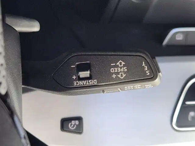 アウディ Ａ４ 45TFSIクワトロスポーツ 愛知県 2019(令1)年 1.5万km デイトナグレーパールエフェクト ナビ　/Ａｐｐｌｅ　ＣａｒＰｌａｙ　/全方位カメラ　/ハーフレザー　/パワーシート　/シートヒーター　/ＥＴＣ２．０　/ＢＳＭ　/ＵＳＢ　/クルコン　/パドルシフト　/前後ドラレコ　/ソナー　/ＬＥＤ　/保証書　/取説　/記録簿