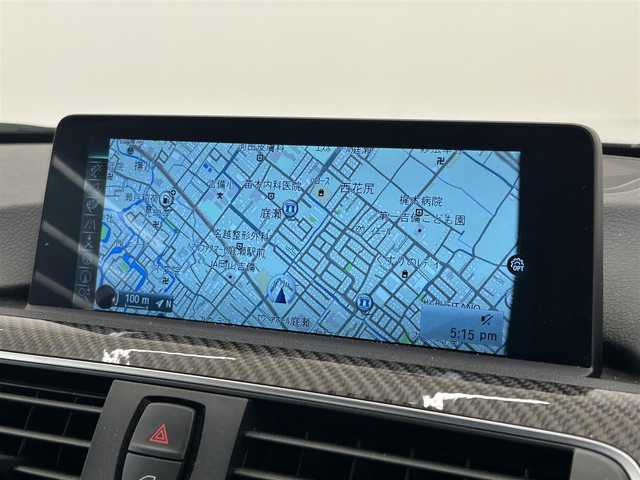 ＢＭＷ Ｍ４ クーペ 富山県 2016(平28)年 4.5万km シルバー 純正HDDナビ/リアカメラ/フルセグ/Bluetooth/HUD/衝突警告/インテリジェントセーフティー/車線逸脱警告/Mドライブセレクト/社外19インチAW/カーボンインテリアトリム/カーボンステアリング/黒本革シート/ミラー一体型ETC/パドルシフト/コンフォートアクセス/LEDヘッドライト/オートライト/ドラレコ（F）