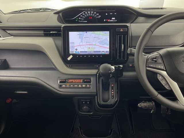 スズキ ソリオ HV MZ 秋田県 2025(令7)年 0.1千km キャラバンアイボリーパールM / ガンメタリック2トーン ４WD/メモリ純正ナビ(Bluetooth/CD/DVD/フルセグ)/全方位カメラ/両側パワースライドドア/前席シートヒーター/前後コーナーセンサー/アイドリングストップ/レーンキープアシスト/クルーズコントロール/車線逸脱警報/クリアランスソナー/オートマチックハイビーム/衝突被害軽減システム/横滑り防止装置/純正AW/サンシュード/LEDヘッドライト/スマートキー/スペアキー