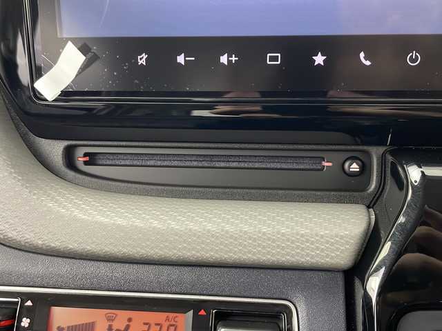 スズキ ソリオ HV MZ 秋田県 2025(令7)年 0.1千km キャラバンアイボリーパールM / ガンメタリック2トーン ４WD/メモリ純正ナビ(Bluetooth/CD/DVD/フルセグ)/全方位カメラ/両側パワースライドドア/前席シートヒーター/前後コーナーセンサー/アイドリングストップ/レーンキープアシスト/クルーズコントロール/車線逸脱警報/クリアランスソナー/オートマチックハイビーム/衝突被害軽減システム/横滑り防止装置/純正AW/サンシュード/LEDヘッドライト/スマートキー/スペアキー