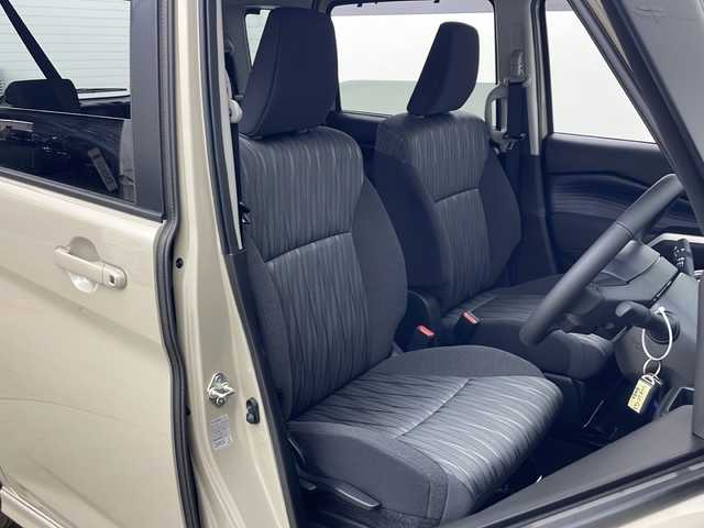 スズキ ソリオ HV MZ 秋田県 2025(令7)年 0.1千km キャラバンアイボリーパールM / ガンメタリック2トーン ４WD/メモリ純正ナビ(Bluetooth/CD/DVD/フルセグ)/全方位カメラ/両側パワースライドドア/前席シートヒーター/前後コーナーセンサー/アイドリングストップ/レーンキープアシスト/クルーズコントロール/車線逸脱警報/クリアランスソナー/オートマチックハイビーム/衝突被害軽減システム/横滑り防止装置/純正AW/サンシュード/LEDヘッドライト/スマートキー/スペアキー