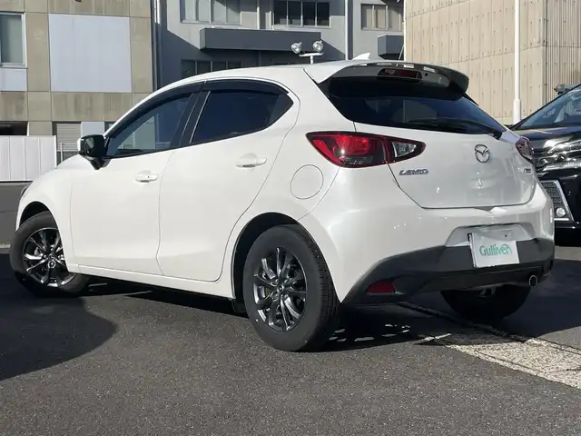 マツダ デミオ 13S ツーリング 島根県 2018(平30)年 7.2万km スノーフレイクホワイトパールマイカ 純正SDナビ　/フルセグTV　/DVD再生　/Bluetooth接続　/バックカメラ　/前後ドライブレコーダー　/ビルトインETC　/アイドリングストップ　/衝突軽減ブレーキ　/ヘッドアップディスプレイ　/前席シートヒーター　/デジタルインナーミラー/スマートキー/プッシュスタート/純正LEDヘッドライト　/純正１５インチアルミホイール/純正フロアマット