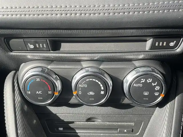 マツダ デミオ 13S ツーリング 島根県 2018(平30)年 7.2万km スノーフレイクホワイトパールマイカ 純正SDナビ　/フルセグTV　/DVD再生　/Bluetooth接続　/バックカメラ　/前後ドライブレコーダー　/ビルトインETC　/アイドリングストップ　/衝突軽減ブレーキ　/ヘッドアップディスプレイ　/前席シートヒーター　/デジタルインナーミラー/スマートキー/プッシュスタート/純正LEDヘッドライト　/純正１５インチアルミホイール/純正フロアマット