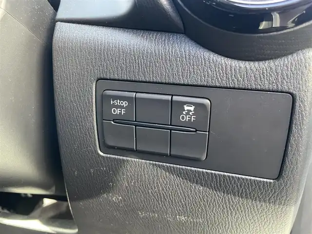 マツダ デミオ 13S ツーリング 島根県 2018(平30)年 7.2万km スノーフレイクホワイトパールマイカ 純正SDナビ　/フルセグTV　/DVD再生　/Bluetooth接続　/バックカメラ　/前後ドライブレコーダー　/ビルトインETC　/アイドリングストップ　/衝突軽減ブレーキ　/ヘッドアップディスプレイ　/前席シートヒーター　/デジタルインナーミラー/スマートキー/プッシュスタート/純正LEDヘッドライト　/純正１５インチアルミホイール/純正フロアマット