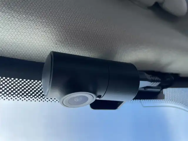 マツダ デミオ 13S ツーリング 島根県 2018(平30)年 7.2万km スノーフレイクホワイトパールマイカ 純正SDナビ　/フルセグTV　/DVD再生　/Bluetooth接続　/バックカメラ　/前後ドライブレコーダー　/ビルトインETC　/アイドリングストップ　/衝突軽減ブレーキ　/ヘッドアップディスプレイ　/前席シートヒーター　/デジタルインナーミラー/スマートキー/プッシュスタート/純正LEDヘッドライト　/純正１５インチアルミホイール/純正フロアマット