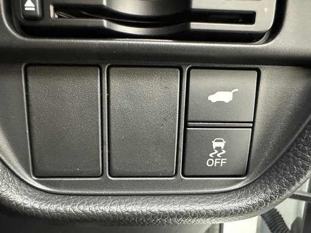 ホンダ ＺＲ－Ｖ 兵庫県 2022(令4)年 1.1万km プラチナホワイトパール 純正メモリナビ(Bluetooth/USB/フルセグ/スマートフォン連携)/全方位カメラ/BOSEサウンド/パドルシフト/レザーシート/パワーシート/シートヒーター/パワーバックドア/ワイヤレス充電/追従型クルーズコントロール/ブラインドスポットモニター/ステアリングヒーター/純正18インチアルミホイール/純正フロアマット/コーナーセンサー/ビルトインETC