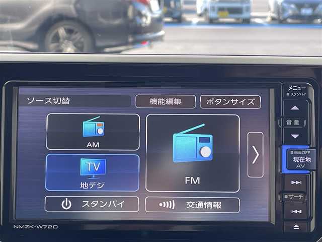 ダイハツ ムーヴ X リミテッドⅡ SAⅢ 岐阜県 2022(令4)年 0.7万km ブラックマイカメタリック 純正ＳＤナビ　/フルセグＴＶ　/Ｂｌｕｅｔｏｏｔｈ　/衝突被害軽減装置　/バックカメラ　/シートヒーター　/スマートキー　/純正フロアマット　/オートライト　/オートハイビーム　/コーナーセンサー　/アイドリングストップ