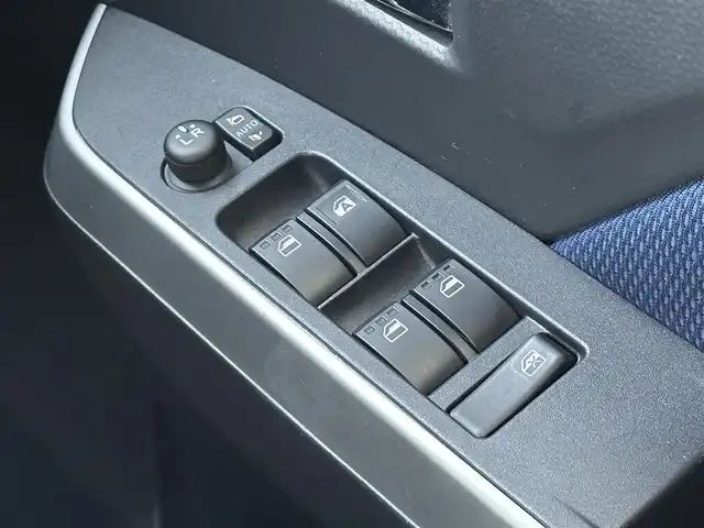 トヨタ タンク カスタムG 島根県 2020(令2)年 4.8万km レーザーブルークリスタルシャイン 純正ナビ/CD/DVD/DTV/Bluetooth/バックカメラ/両側パワースライドドア/シートヒーター /LEDオートライト/オートマチックハイビーム /コーナーセンサー /アイドリングストップ/クルーズコントロール/ドライブレコーダー/ビルトインETC/純正フロアマット/純正ドアバイザー/スマートキー/スペアキー /プッシュスタート