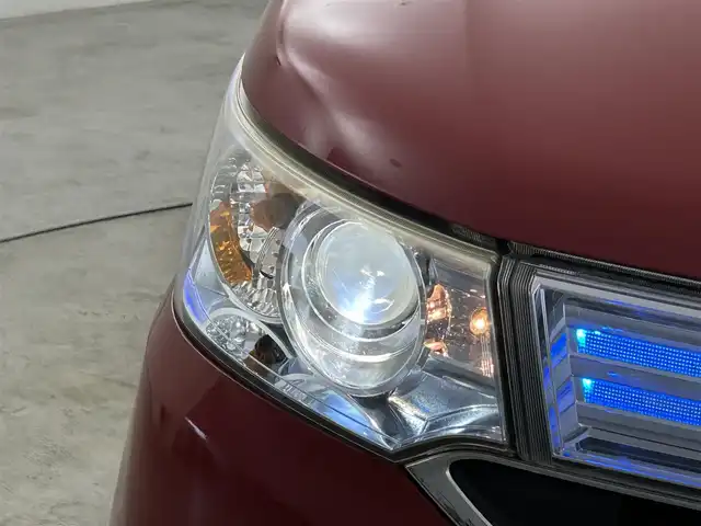 スズキ ワゴンＲ スティングレー X 福岡県 2015(平27)年 7.5万km フェニックスレッドパール 社外ナビ（Ｂｌｕｅｔｏｏｔｈ，フルセグＴＶ）　/ＥＴＣ　/デジタルミラー型ドラレコ　/衝突軽減ブレーキ　/横滑り防止装置　/アイドリングストップ　/シートヒーター　/純正フロアマット　/純正１４インチアルミホイール