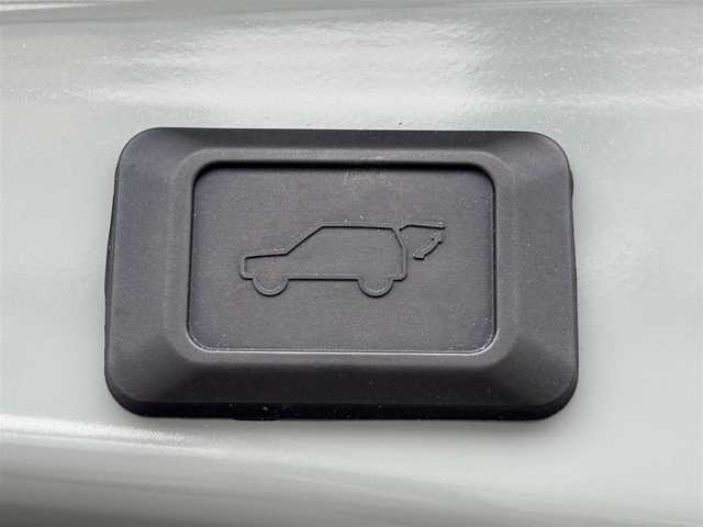 トヨタ ＲＡＶ４ アドベンチャー 東京都 2021(令3)年 4.5万km アッシュグレーメタリック/アーバンカーキ ダイナミックトルクベクタリング４WD/ダイヤル式マルチテレインセレクト/ダウンヒルアシストコントロール/セーフティセンス（衝突回避支援パッケージ）/先行車発進告知機能/インテリジェントクリアランスソナー /アダプティブクルーズコントロール/パワーバックドア/パワーシート（運転席/助手席）/シートヒーター/ハンドルヒーター/ドライブレコーダー/ETC/ボディ同色ドアミラー（電動オート格納機能/ヒーター/ウィンカー/助手席側補助ミラー付）/ボディ同色アウトサイドドアハンドル/無塗装ワイドホイールアーチモール/ボディ同色リアスポイラー/無塗装リアサイドスポイラー/フラット型ルーフレール/オレンジステッチ入ダッシュボード/オレンジソフトマット付オープントレイ/自動防眩インナーミラー/オプティトロンメーター（自発光式アナログメーター）/７インチマルチインフォメーションディスプレイ/サテンメッキ加飾付革巻きステアリングホイール/サテンメッキ加飾付革巻きシフトノブ/左右独立温度調整オートエアコン/スマートエントリー/スタートシステム/９インチディスプレイオーディオ/６スピーカー