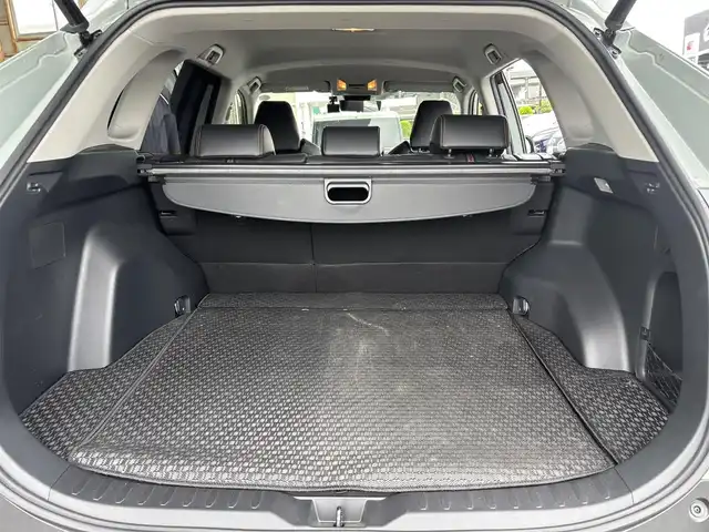 トヨタ ＲＡＶ４ アドベンチャー 東京都 2021(令3)年 4.5万km アッシュグレーメタリック/アーバンカーキ ダイナミックトルクベクタリング４WD/ダイヤル式マルチテレインセレクト/ダウンヒルアシストコントロール/セーフティセンス（衝突回避支援パッケージ）/先行車発進告知機能/インテリジェントクリアランスソナー /アダプティブクルーズコントロール/パワーバックドア/パワーシート（運転席/助手席）/シートヒーター/ハンドルヒーター/ドライブレコーダー/ETC/ボディ同色ドアミラー（電動オート格納機能/ヒーター/ウィンカー/助手席側補助ミラー付）/ボディ同色アウトサイドドアハンドル/無塗装ワイドホイールアーチモール/ボディ同色リアスポイラー/無塗装リアサイドスポイラー/フラット型ルーフレール/オレンジステッチ入ダッシュボード/オレンジソフトマット付オープントレイ/自動防眩インナーミラー/オプティトロンメーター（自発光式アナログメーター）/７インチマルチインフォメーションディスプレイ/サテンメッキ加飾付革巻きステアリングホイール/サテンメッキ加飾付革巻きシフトノブ/左右独立温度調整オートエアコン/スマートエントリー/スタートシステム/９インチディスプレイオーディオ/６スピーカー