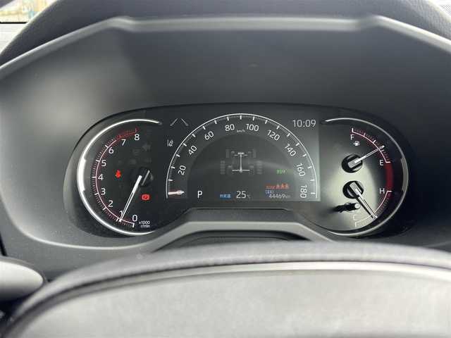 トヨタ ＲＡＶ４ アドベンチャー 東京都 2021(令3)年 4.5万km アッシュグレーメタリック/アーバンカーキ ダイナミックトルクベクタリング４WD/ダイヤル式マルチテレインセレクト/ダウンヒルアシストコントロール/セーフティセンス（衝突回避支援パッケージ）/先行車発進告知機能/インテリジェントクリアランスソナー /アダプティブクルーズコントロール/パワーバックドア/パワーシート（運転席/助手席）/シートヒーター/ハンドルヒーター/ドライブレコーダー/ETC/ボディ同色ドアミラー（電動オート格納機能/ヒーター/ウィンカー/助手席側補助ミラー付）/ボディ同色アウトサイドドアハンドル/無塗装ワイドホイールアーチモール/ボディ同色リアスポイラー/無塗装リアサイドスポイラー/フラット型ルーフレール/オレンジステッチ入ダッシュボード/オレンジソフトマット付オープントレイ/自動防眩インナーミラー/オプティトロンメーター（自発光式アナログメーター）/７インチマルチインフォメーションディスプレイ/サテンメッキ加飾付革巻きステアリングホイール/サテンメッキ加飾付革巻きシフトノブ/左右独立温度調整オートエアコン/スマートエントリー/スタートシステム/９インチディスプレイオーディオ/６スピーカー