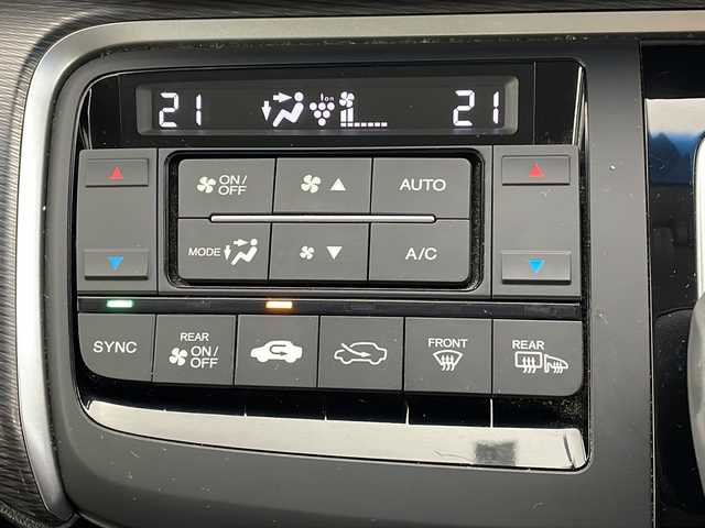 ホンダ ステップワゴン スパーダ eHEV G ホンダS 千葉県 2020(令2)年 3.8万km プラチナホワイトパール わくわくゲート/Honda SENSING/衝突軽減ブレーキ/誤発進抑制機能/歩行者事故低減ステアリング/路外逸脱抑制機能/渋滞追従機能/LKAS車線維持支援システム/先行車発進お知らせ機能/標識認識機能/両側パワースライドドア/純正ディスプレイオーディオ/Bluetooth接続/バックカメラ/ビルトインETC/スマートキー/LEDヘッドライト