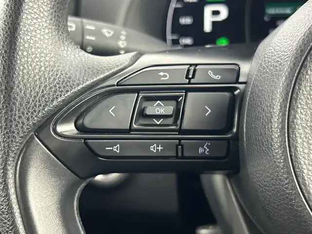 トヨタ アクア X 愛知県 2021(令3)年 2.1万km クリアベージュメタリック 禁煙車/純正8インチディスプレイオーディオ/（Bluetooth・AppleCarplay・AndroidAuto）/全方位カメラ/AC100V電源/トヨタセフティセンス/・衝突軽減ブレーキ/・レーンキープアシスト/・クリアランスソナー/・オートマチックハイビ/・追従式クルーズコントロール/ブラインドスポットモニター/ビルトインETC/LEDヘッドライト/社外フロアマット/スペアキー/プッシュスタート
