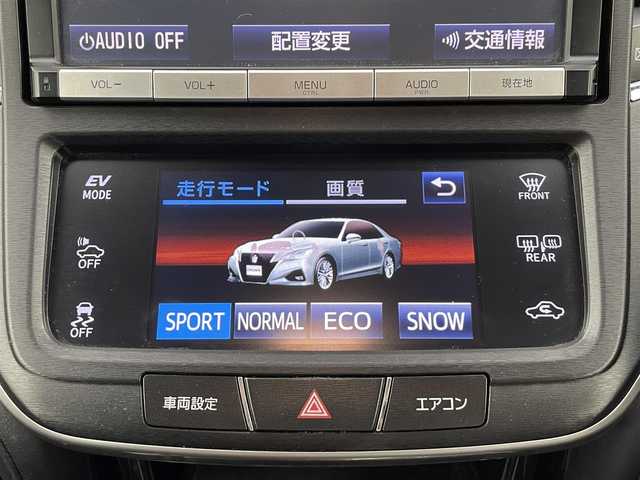 トヨタ クラウン ハイブリッド アスリート 群馬県 2016(平28)年 8.1万km プレシャスブラックパール 225/45R18 91Wタイヤ+18×8Jアルミホイール（スパッタリング塗装）＆センターオーナメント/＝＝＝＝＝/純正8インチナビ/・AM/FM/CD/DVD/SD/Bluetooth/フルセグTV/バックカメラ/クルーズコントロール/ステアリングスイッチ/純正ビルトインETC/MT付AT/前席シートヒーター/ステアリングヒーター/プッシュスタート/スマートキー/前方ドライブレコーダー
