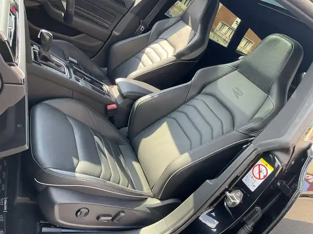 フォルクスワーゲン ＶＷ アルテオン SB TSI 4モーション Rラインアドバンス 滋賀県 2022(令4)年 3.6万km 黒 車検令和9年6月まで/2リッター直列4気筒ターボ/ 4MOTION（フルタイム4輪駆動）/純正20インチアルミホイール/ラグジュアリーパッケージ/・プレミアムサウンドシステム”Harman Kardon”/・電動パノラマスライディングルーフ/LEDヘッドライト/純正ナビゲーションシステム/・Bluetooth/・FM/・USBポート/R-Line専用ナパレザーシート/・前席パワーシート/・全席シートヒーター/R-Line専用ステアリング/パワーバックドア/スペアキー/取扱説明書