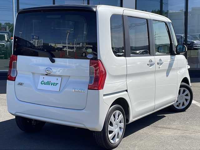 ダイハツ タント X SA 道東・釧路十勝 2014(平26)年 4.5万km パールホワイトⅢ ・４WD/・純正SDメモリナビ/（Bluetooth・CD・DVD・フルセグ・AM・FM）/・バックカメラ/・純正フリップダウンモニター/・純正キー一体型エンジンスターター/・片側パワースライドドア/・スマートキー/・プッシュスタート/・衝突被害軽減システム/・純正フロアマット/・オートライト/・横滑り防止機能/・保証書