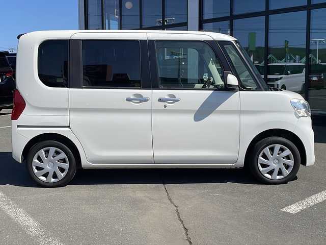 ダイハツ タント X SA 道東・釧路十勝 2014(平26)年 4.5万km パールホワイトⅢ ・４WD/・純正SDメモリナビ/（Bluetooth・CD・DVD・フルセグ・AM・FM）/・バックカメラ/・純正フリップダウンモニター/・純正キー一体型エンジンスターター/・片側パワースライドドア/・スマートキー/・プッシュスタート/・衝突被害軽減システム/・純正フロアマット/・オートライト/・横滑り防止機能/・保証書