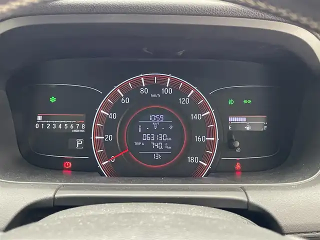 ホンダ オデッセイ アブソルート 愛知県 2013(平25)年 6.4万km ホワイトオーキッドパール 純正ナビ/HDMI/両側パワースライドドア/ETC/パドルシフト/黒ハーフレザーシート/バックカメラ/クルーズコントロール/DVD/LEDオートライト/フォグランプ/純正アルミホイール/カーテンエアバック/純正フロアマット/禁煙車