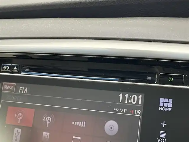 ホンダ オデッセイ アブソルート 愛知県 2013(平25)年 6.4万km ホワイトオーキッドパール 純正ナビ/HDMI/両側パワースライドドア/ETC/パドルシフト/黒ハーフレザーシート/バックカメラ/クルーズコントロール/DVD/LEDオートライト/フォグランプ/純正アルミホイール/カーテンエアバック/純正フロアマット/禁煙車