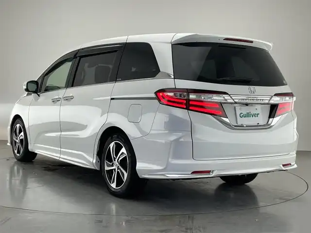 ホンダ オデッセイ アブソルート 愛知県 2013(平25)年 6.4万km ホワイトオーキッドパール 純正ナビ/HDMI/両側パワースライドドア/ETC/パドルシフト/黒ハーフレザーシート/バックカメラ/クルーズコントロール/DVD/LEDオートライト/フォグランプ/純正アルミホイール/カーテンエアバック/純正フロアマット/禁煙車