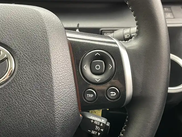 トヨタ シエンタ ハイブリッド G クエロ 愛知県 2020(令2)年 6.9万km ブラックマイカ 社外ナビ　アルパイン後席モニター　禁煙　ハーフレザー　前後ドラレコ　ＥＴＣ　両側パワスラ　セーフティセンス　衝突軽減　車線逸脱　ＬＥＤオートライト　フォグ　コーナーセンサー　フルセグＴＶ　ＢＴ　ＤＶＤ