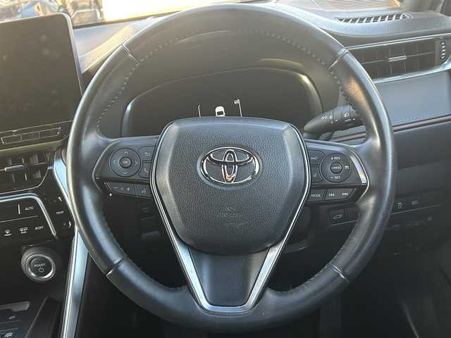 トヨタ ハリアー ハイブリッド Z 岡山県 2023(令5)年 9.2万km ブラック 登録時走行距離91444km/純正12.3インチナビ/(AM/FM/TV/Bluetooth/Miracast）/JBLプレミアムサウンド/トヨタセーフティセンス/・プリクラッシュセーフティ/・レーンディパーチャーアラート/・アダプティブクルーズコントロール/・オートマッチクハイビーム/バックカメラ/デジタルインナーミラー/ビルドインETC2.0/ブラインドスポットモニター/ヘッドアップディスプレイ/スペアキー×1/電動リアゲート/パワーシート/純正19インチアルミホイール/プッシュスタート/スマートキー