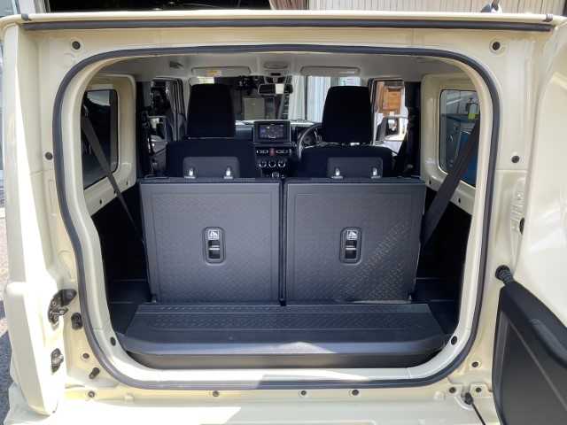 スズキ ジムニー シエラ JC 千葉県 2019(平31)年 4.7万km シフォンアイボリーM AIS検査済み/【2410016723】/4WD/社外SDナビ/フルセグTV/ETC/クルーズコントロール/電格ミラー/ウィンカーミラー/ドアバイザー/デフロック/横滑り防止装置/衝突被害軽減ブレーキ/16AW ナイトロパワー　M7ファランクス(社外）/TOYOオープンカントリーR/T（社外）/2.5インチリフトアップキット（社外）/DAMD littleG AVENTURA フェイスチェンジキット（社外）/フロントカメラ（社外）/モニター（社外）/ロッソモデロサイドだしマフラー（社外）/社が-パーツ取付有