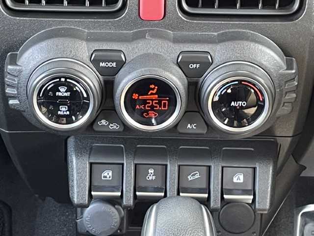 スズキ ジムニー シエラ JC 千葉県 2019(平31)年 4.7万km シフォンアイボリーM AIS検査済み/【2410016723】/4WD/社外SDナビ/フルセグTV/ETC/クルーズコントロール/電格ミラー/ウィンカーミラー/ドアバイザー/デフロック/横滑り防止装置/衝突被害軽減ブレーキ/16AW ナイトロパワー　M7ファランクス(社外）/TOYOオープンカントリーR/T（社外）/2.5インチリフトアップキット（社外）/DAMD littleG AVENTURA フェイスチェンジキット（社外）/フロントカメラ（社外）/モニター（社外）/ロッソモデロサイドだしマフラー（社外）/社が-パーツ取付有