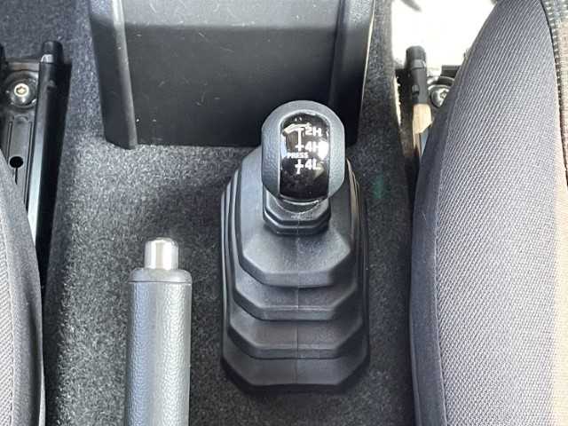 スズキ ジムニー シエラ JC 千葉県 2019(平31)年 4.7万km シフォンアイボリーM AIS検査済み/【2410016723】/4WD/社外SDナビ/フルセグTV/ETC/クルーズコントロール/電格ミラー/ウィンカーミラー/ドアバイザー/デフロック/横滑り防止装置/衝突被害軽減ブレーキ/16AW ナイトロパワー　M7ファランクス(社外）/TOYOオープンカントリーR/T（社外）/2.5インチリフトアップキット（社外）/DAMD littleG AVENTURA フェイスチェンジキット（社外）/フロントカメラ（社外）/モニター（社外）/ロッソモデロサイドだしマフラー（社外）/社が-パーツ取付有