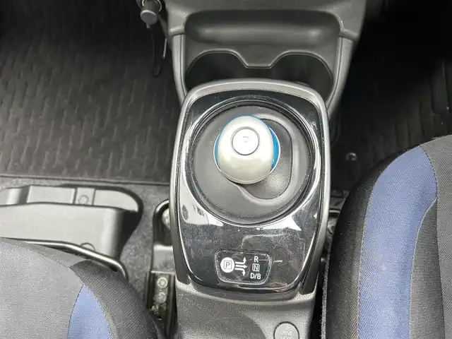 日産 ノート e－パワー X Bアロー 佐賀県 2019(令1)年 2.1万km ブリリアントホワイトパール/スーパーブラック 2トーン インテリジェントエマージェンシーブレーキ/追従型クルーズコントロール/前後コーナーセンサー/純正SDナビ (MM318D-W)/・アラウンドビューモニター/・フルセグTV/DVD/BT/純正ドライブレコーダー(DJ4-D)/デジタルインナーミラー/レーダー探知機(スーパーキャットA130)/純正15インチAW/LEDヘッドライト/フォグランプ/オートライト/ETC/スペアキーX1