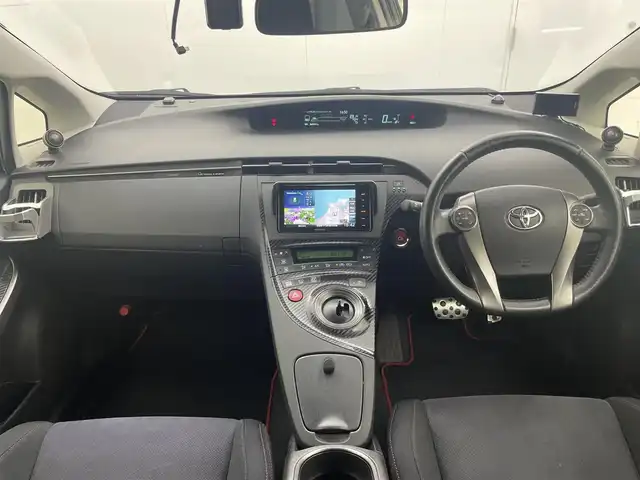 トヨタ プリウス S ツーリングセレ G’s 茨城県 2014(平26)年 8.5万km ホワイトパールクリスタルシャイン 社外ナビ/フルセグ再生可/バックカメラ/純正アルミホイール/純正フロアマット/ビルトインETC/社外ドライブレコーダー［DRV-355］