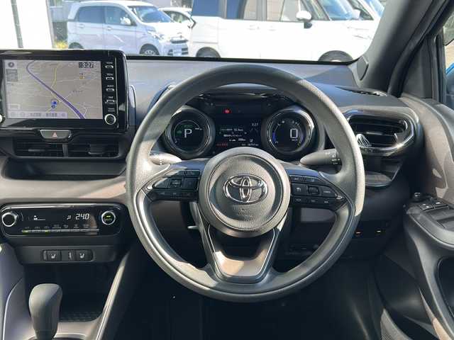 トヨタ ヤリス ハイブリッド G 山形県 2020(令2)年 2.7万km シアンM 禁煙車/4WD/ワンオーナー/純正ディスプレイオーディオ/（ナビ/Bluetooth/USB/AM/FM）/トヨタセーフティセンス/・プリクラッシュセーフティ/・オートマチックハイビーム/・レーンディパーチャーアラート（LDA）/・ロードサインアシスト（RSA）/・先行車発進お知らせ機能/衝突軽減ブレーキ/クリアランスソナー/バックカメラ/ビルトインETC/前後ドライブレコーダー/スマートキー/プッシュスタート/ワイパーデアイサー/電動格納ミラー