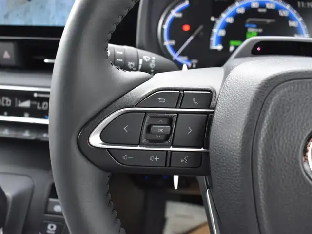 トヨタ ヴォクシー ハイブリッド S－Z 福岡県 2025(令7)年 0.2万km アティチュードブラックマイカ ワンオーナー/トヨタセーフティセンス/快適利便パッケージ(High)/純正OP10.5インチディスプレイオーディオ/フルセグ/CD/DVD/BT/HDMI/パノラミックビューモニター/純正OP13．2型後席ディスプレイ/純正OP3眼LEDヘッドライト/純正OPブラインドスポットモニター/純正OPアドバンストパーク/純正OPパーキングブレーキサポート/純正OPカラーヘッドアップディスプレイ/純正OPデジタルインナーミラー/純正ラグジュアリーフロアマット/純正GRスポーツサイドバイザー/TZ前後ドライブレコーダー/両側パワースライドドア/リア5面スモークフィルム/ビルトインETC2.0/新車時保証書/取扱説明書