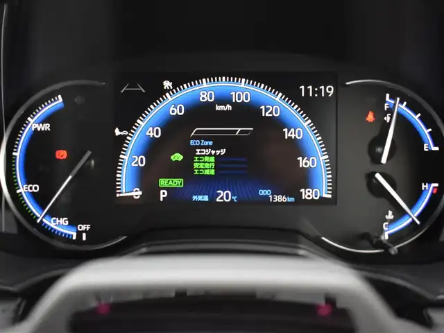 トヨタ ヴォクシー ハイブリッド S－Z 福岡県 2025(令7)年 0.2万km アティチュードブラックマイカ ワンオーナー/トヨタセーフティセンス/快適利便パッケージ(High)/純正OP10.5インチディスプレイオーディオ/フルセグ/CD/DVD/BT/HDMI/パノラミックビューモニター/純正OP13．2型後席ディスプレイ/純正OP3眼LEDヘッドライト/純正OPブラインドスポットモニター/純正OPアドバンストパーク/純正OPパーキングブレーキサポート/純正OPカラーヘッドアップディスプレイ/純正OPデジタルインナーミラー/純正ラグジュアリーフロアマット/純正GRスポーツサイドバイザー/TZ前後ドライブレコーダー/両側パワースライドドア/リア5面スモークフィルム/ビルトインETC2.0/新車時保証書/取扱説明書
