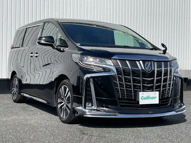 トヨタ アルファード S Cパッケージ 千葉県 2023(令5)年 1.8万km ブラック モデリスタ/純正ナビ/(CD/DVD/フルセグ/BT/FM/AM)/フリップダウンモニター/衝突被害軽減システム/車線逸脱警報/バックカメラ/トヨタセーフティーセンス/クルーズコントロール/レザーシート/両側パワースライドドア/横滑り防止装置/ETC2.0/ドライブレコーダー/アイドリングストップ/LEDヘッドライト/フォグランプ/オートライト/ウィンカーミラー/電動格納ミラー/純正18インチAW/シートヒーター/エアシート/シートリフター/ステアリングヒーター/禁煙車/プッシュスタート/スマートキー/フロアマット