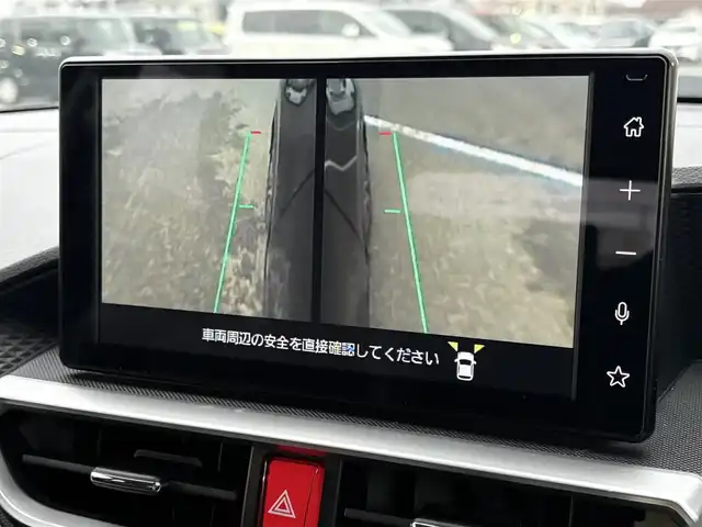 ダイハツ ロッキー プレミアム G 大分県 2023(令5)年 1.5万km ブラックマイカメタリック ・純正ディスプレイオーディオ(USB/BT/HDMI/CarPlay)/・全方位カメラ/・フルセグテレビ/・スマートアシスト/・コーナーセンサー/・レーダークルーズコントロール/・ドライブレコーダー/・ETC/・シートヒーター/・ブレーキホールド/・スマートキー/・プッシュスタート/・純正アルミホイール