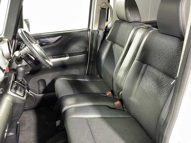 ホンダ Ｎ ＢＯＸ カスタム G ターボ Lパッケージ 沖縄県 2015(平27)年 7.2万km プレミアムホワイトパールⅡ 禁煙車/両側パワースライド/社外ナビ/　ＣＤ／ＤＶＤ／フルセグＴＶ/ドライブレコーダー３６０°/バックカメラ/パドルシフト/ターボ/テアリングスイッチ/クルーズコントロール/スペアキー/純正アルミ/チップアップシート