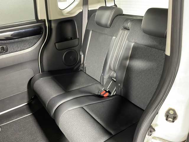 ホンダ Ｎ ＢＯＸ カスタム G ターボ Lパッケージ 沖縄県 2015(平27)年 7.2万km プレミアムホワイトパールⅡ 禁煙車/両側パワースライド/社外ナビ/　ＣＤ／ＤＶＤ／フルセグＴＶ/ドライブレコーダー３６０°/バックカメラ/パドルシフト/ターボ/テアリングスイッチ/クルーズコントロール/スペアキー/純正アルミ/チップアップシート