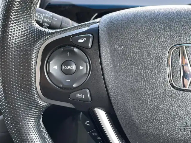 ホンダ フリード ハイブリット モデューロX ホンダセンシング 長崎県 2019(平31)年 6.6万km ホワイトオーキッドパール ワンオーナー/純正９型ナビ/（フルセグ・DVD・SD・BT・HDMI）/バックカメラ/ホンダセンシング/純正ドライブレコーダー/両側パワースライドドア/ハーフレザーシート/ETC/ステアリングスイッチ/レーンキープアシスト/LEDヘッドライト/オートライト/社外ツイーター/スペアキー