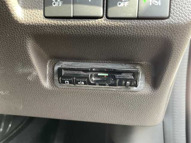 ホンダ フリード ハイブリット モデューロX ホンダセンシング 長崎県 2019(平31)年 6.6万km ホワイトオーキッドパール ワンオーナー/純正９型ナビ/（フルセグ・DVD・SD・BT・HDMI）/バックカメラ/ホンダセンシング/純正ドライブレコーダー/両側パワースライドドア/ハーフレザーシート/ETC/ステアリングスイッチ/レーンキープアシスト/LEDヘッドライト/オートライト/社外ツイーター/スペアキー