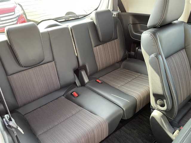 ホンダ フリード ハイブリット モデューロX ホンダセンシング 長崎県 2019(平31)年 6.6万km ホワイトオーキッドパール ワンオーナー/純正９型ナビ/（フルセグ・DVD・SD・BT・HDMI）/バックカメラ/ホンダセンシング/純正ドライブレコーダー/両側パワースライドドア/ハーフレザーシート/ETC/ステアリングスイッチ/レーンキープアシスト/LEDヘッドライト/オートライト/社外ツイーター/スペアキー