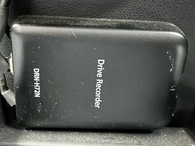 ダイハツ ミラ イース X リミテッド SAⅢ 埼玉県 2023(令5)年 1万km スプラッシュブルーM 登録時9927km/ワンオーナー/純正メモリーナビ（フルセグTV/AM/FM/BT）/Bカメラ/コーナーセンサー前後/純正ドラレコ前/純正フロアマット/衝突軽減システム/オートマチックハイビーム/純正ＬＥＤヘッドライト/ドアバイザー/アイドリングストップ/オートライト/リモコンキー/電動格納ミラー/車両/ナビ取扱説明書/保証書