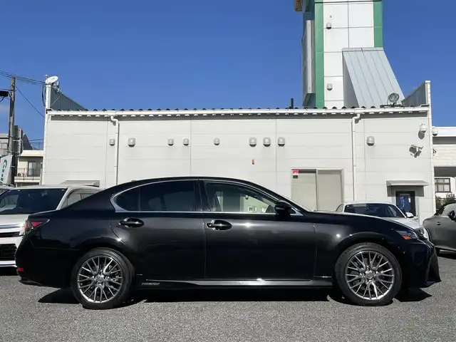 レクサス ＧＳ 300h Iパッケージ 兵庫県 2016(平28)年 7.5万km グラファイトブラックガラスフレーク 外部検査実施済み//OP 18インチAW（切削光輝）//OP クリアランスソナー//OP 3眼フルLEDヘッドランプ//OP アダプティブハイビームシステム//黒本革シート//前席ヒーター/ベンチレーション/電動/運転席メモリ付//メーカーSDナビ（12.3インチ）//地デジ/DVD/BT/USB/AUX//ステアリングリモコン//ステアリングヒーター//バックカメラ//ビルトインETC//電動リヤサンシェード//ドライブレコーダー//プリクラッシュセーフティ//レーンキープアシスト//タイヤ空気圧警報（TPMS）//レーダークルーズコントロール