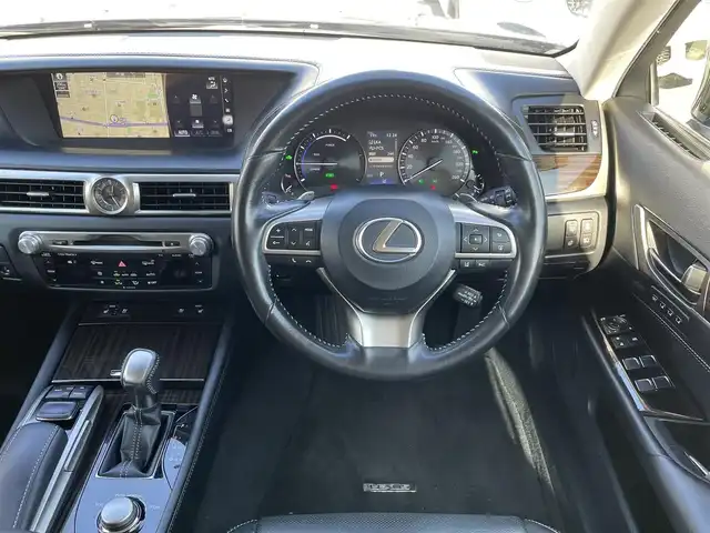 レクサス ＧＳ 300h Iパッケージ 兵庫県 2016(平28)年 7.5万km グラファイトブラックガラスフレーク 外部検査実施済み//OP 18インチAW（切削光輝）//OP クリアランスソナー//OP 3眼フルLEDヘッドランプ//OP アダプティブハイビームシステム//黒本革シート//前席ヒーター/ベンチレーション/電動/運転席メモリ付//メーカーSDナビ（12.3インチ）//地デジ/DVD/BT/USB/AUX//ステアリングリモコン//ステアリングヒーター//バックカメラ//ビルトインETC//電動リヤサンシェード//ドライブレコーダー//プリクラッシュセーフティ//レーンキープアシスト//タイヤ空気圧警報（TPMS）//レーダークルーズコントロール